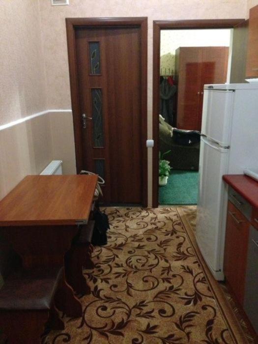 Уютная Двухкомнатная Квартира Uman Exterior foto